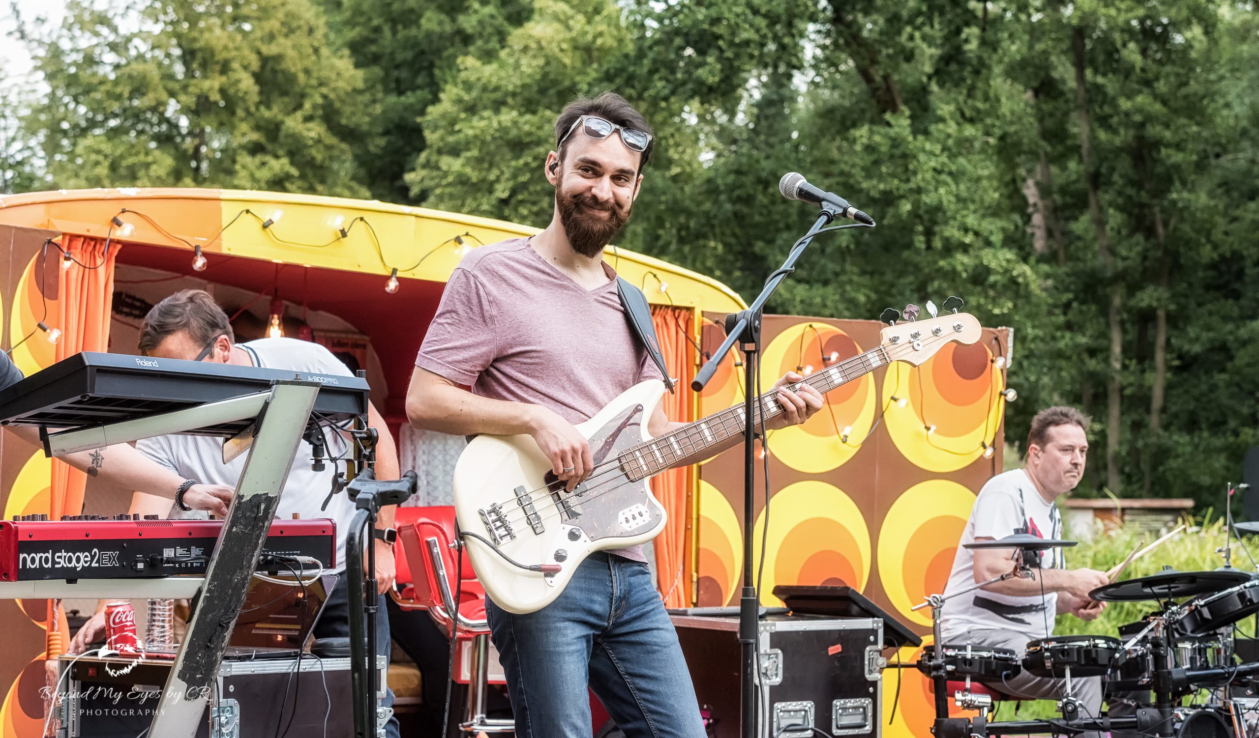 Les musiciens donnent le tempo.